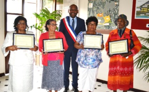 4 familles de Saint-Leu reçoivent la médaille de la Famille Française