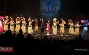 Tous les artistes sur la scène du Téat Champ Fleuri Saint-Denis