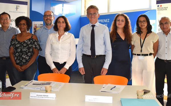 Les responsables des Finances Publiques de La Réunion lors de la conférence de presse de lancement de la campagne